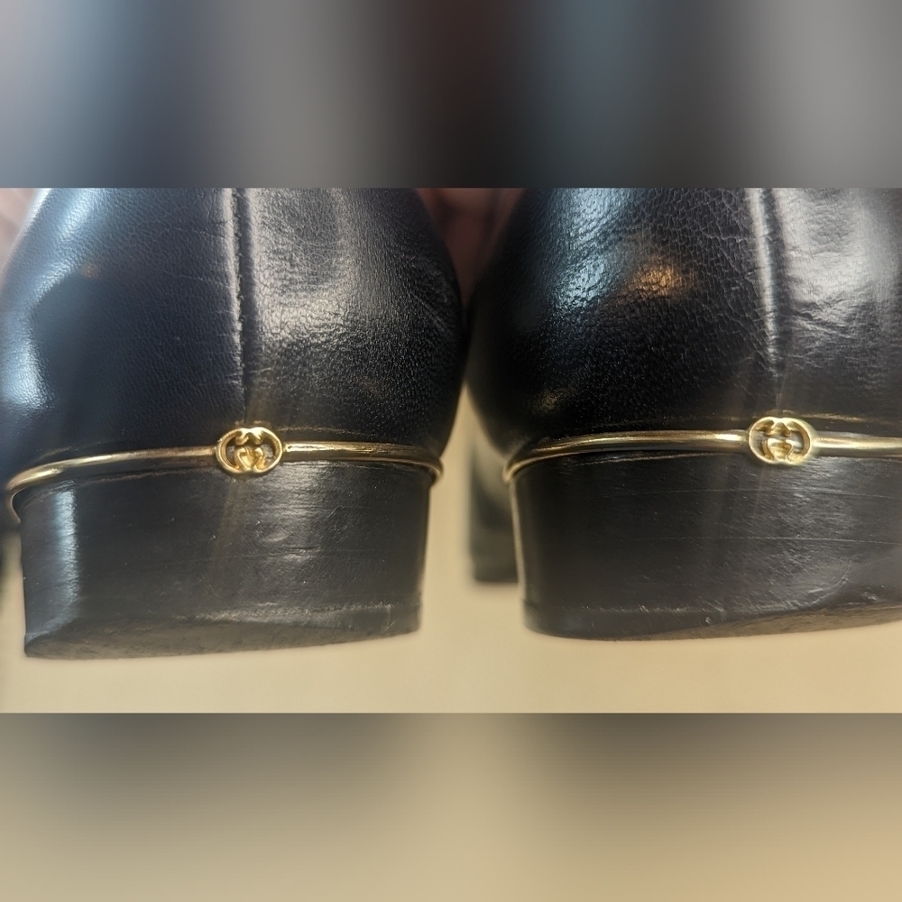 Gucci women's sz 7B black leather classic 1" heel loafer flats.Gucci Gold inter - Picture 8 of 13